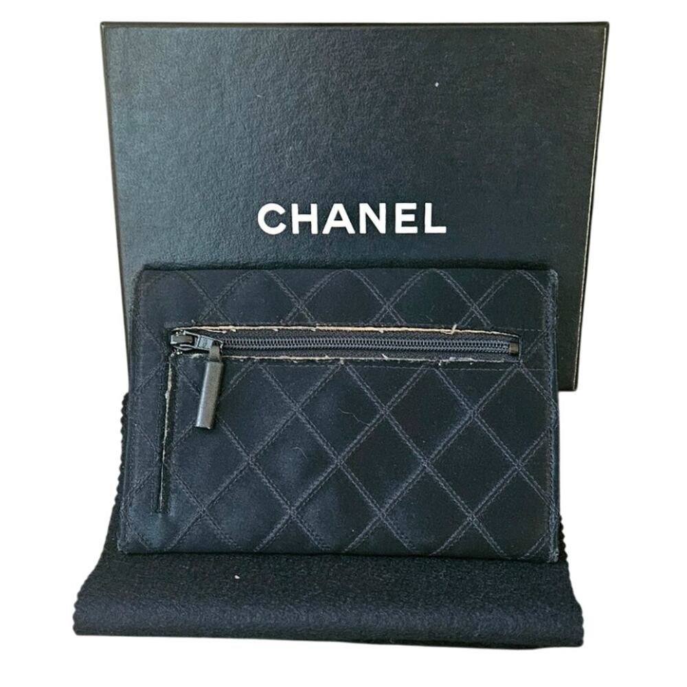 Chanel Vintage Diamond Stitch Wallet