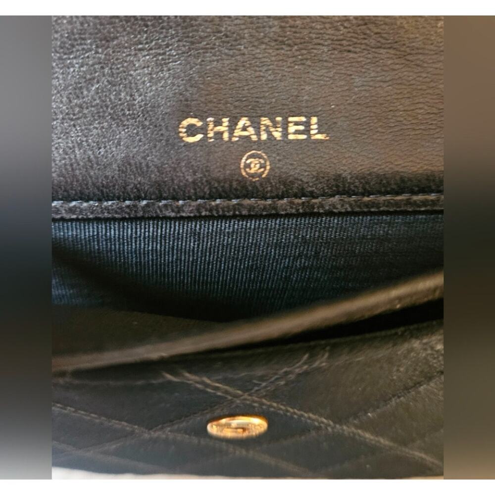 Chanel Vintage Diamond Stitch Wallet