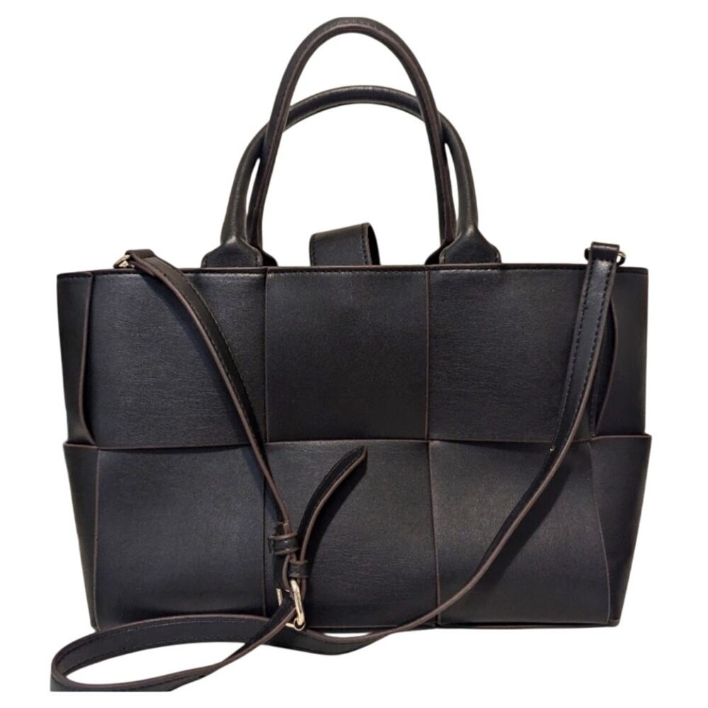 Elegant Woven Leather Black Handbag Worthington