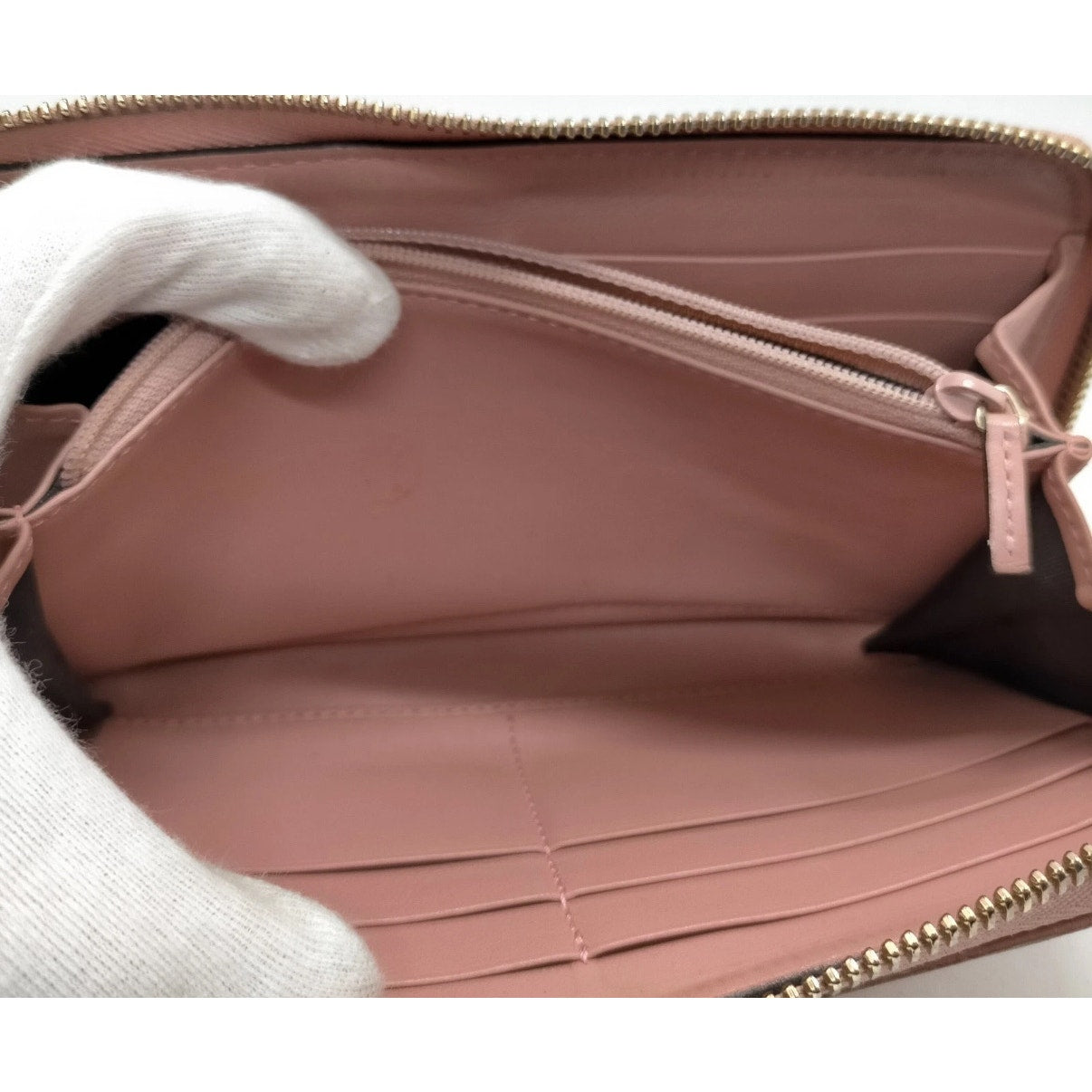 Gucci Guccissima Long Pink Wallat