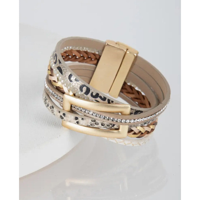 Patterned Leather Buckle Bracelet