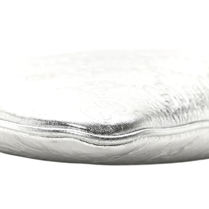 GUCCI Metallic GG Grainy Calfskin Emblem Medium Shoulder Bag Silver NWT