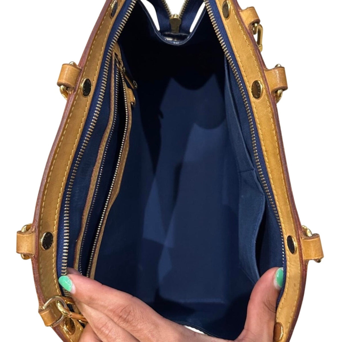 Louis Vuitton Dark Blue Vernis MM Brea EUC