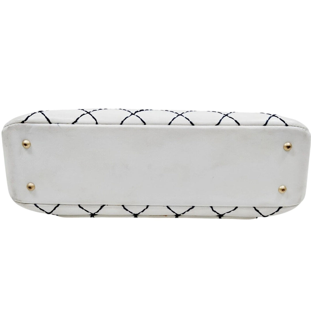 1861 Chanel White & Navy Blue Diamond Stitch Shoulder Tote EUC