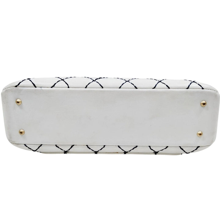 1861 Chanel White & Navy Blue Diamond Stitch Shoulder Tote EUC