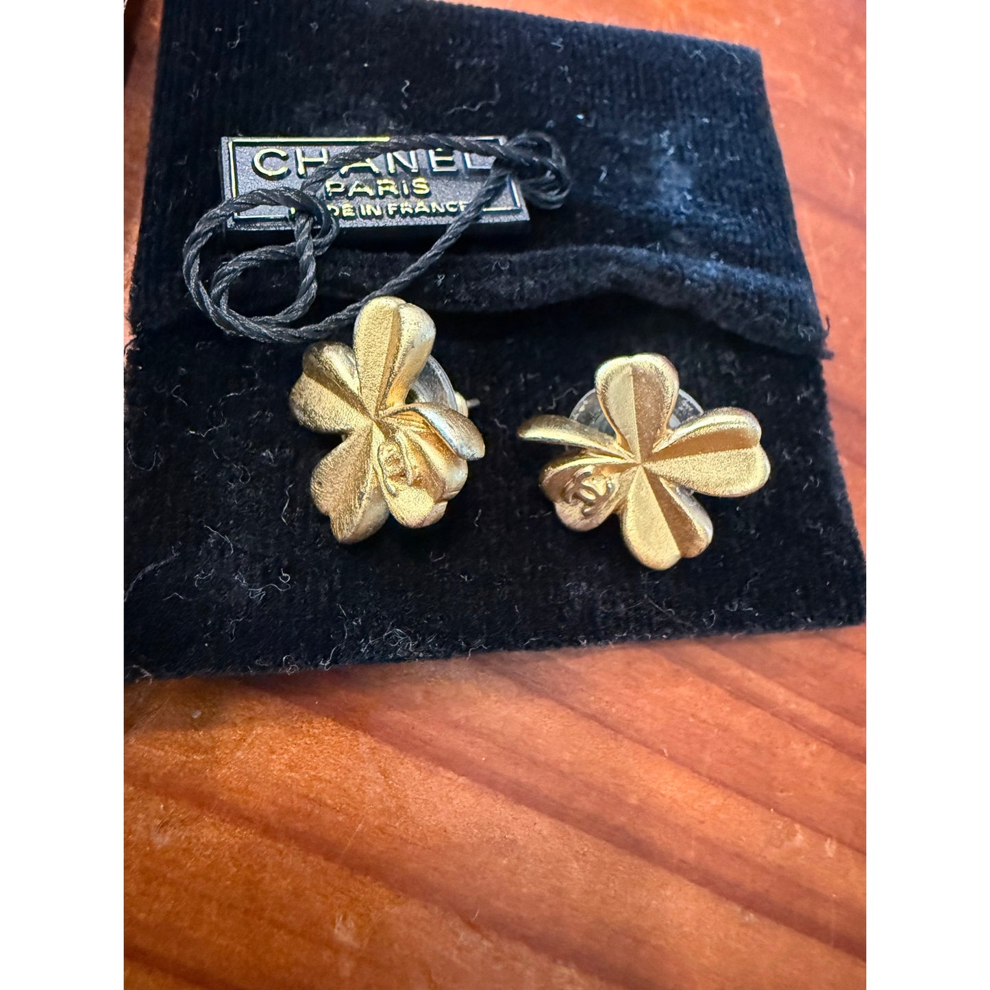 Chanel Coco Mark Clover Earrings Gold C2641