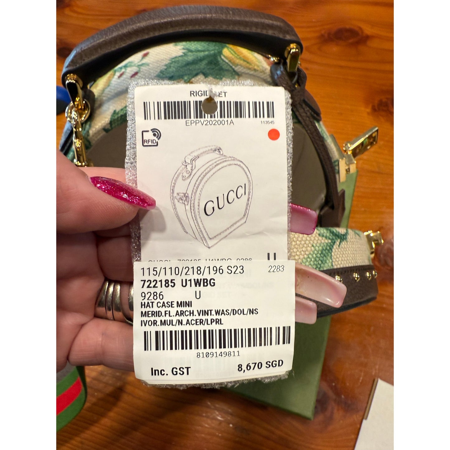 LIMITED EDITION GUCCI VINTAGE FLORAL HAT CASE / CROSSBODY NWT & COA MSRP $6890