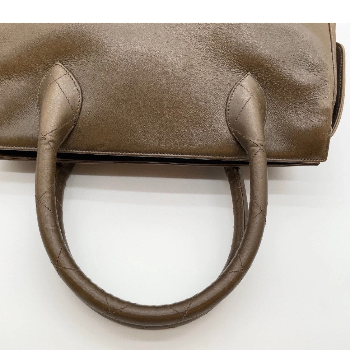 Chanel Vintage Lambskin 1980’s Matelasse Brown Handbag