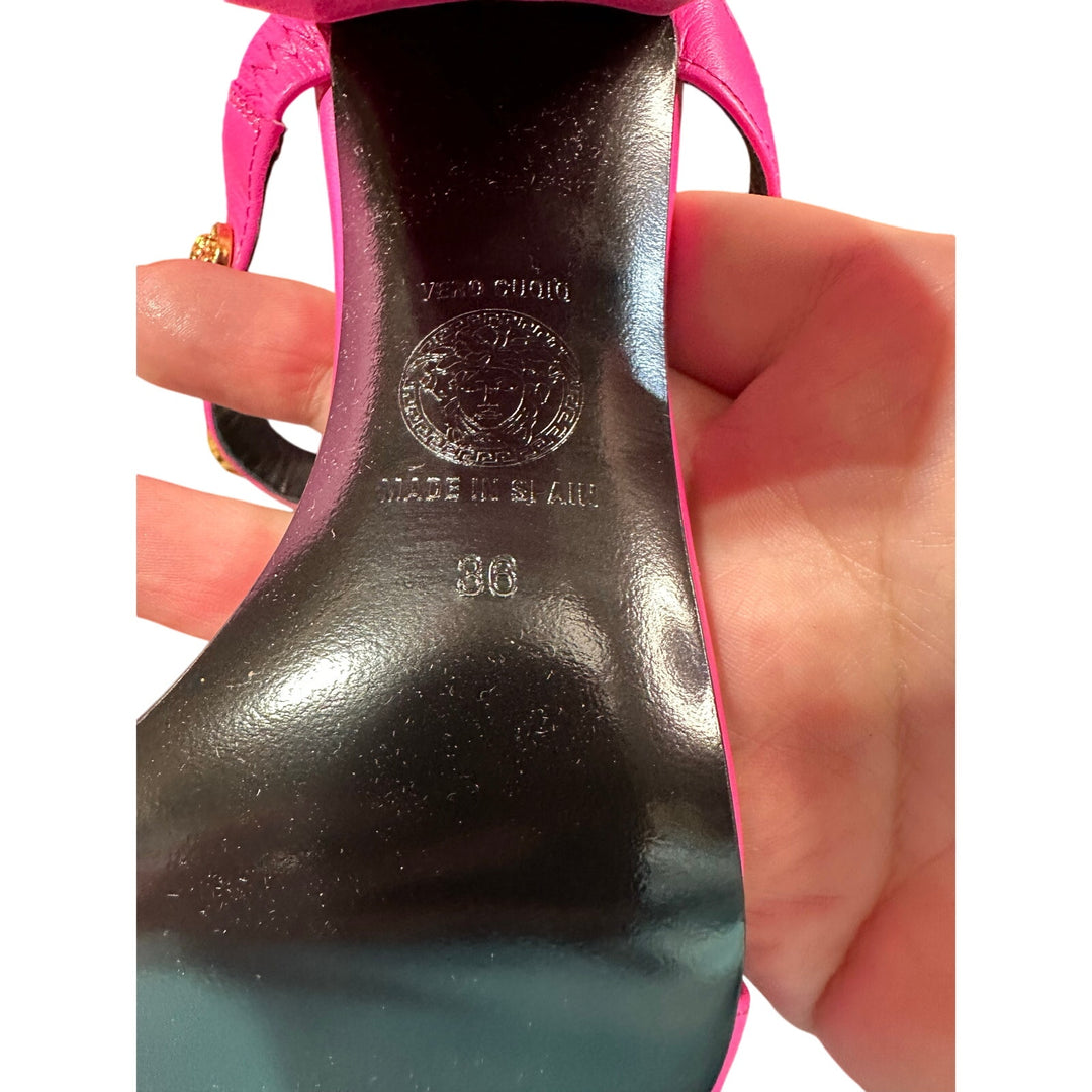 Versace Medusa head sandals fuchsia SZ 6