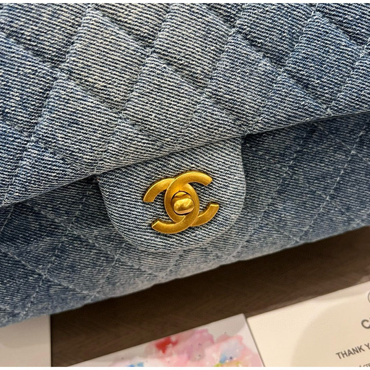 Chanel Beaute NEW Makeup Denim Quilted Gold Hardware 10.25 x 6.29 x 2.33