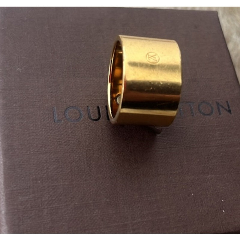 Louis Vuitton Bague Essential V Gold Tone Ring SZ 7