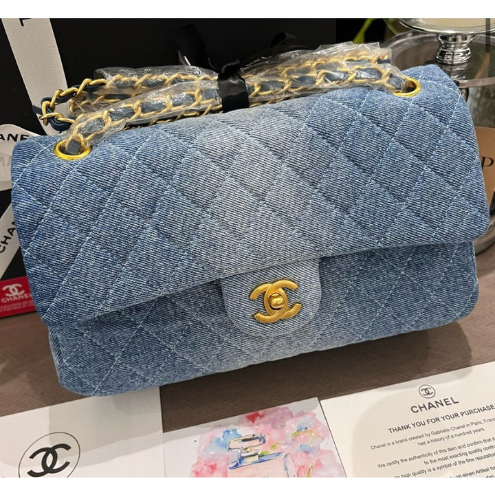 Chanel Beaute NEW Makeup Denim Quilted Gold Hardware 10.25 x 6.29 x 2.33