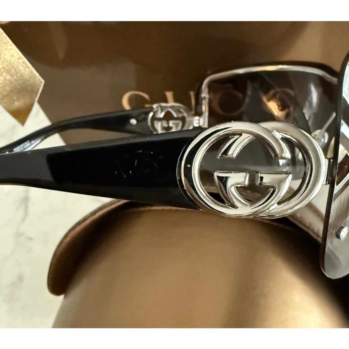 Gucci Bronx Sunglasses w Case, Dustcloth EUC