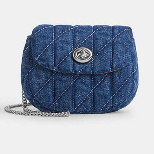 Coach Turnlock Card Case With Quilting NWT