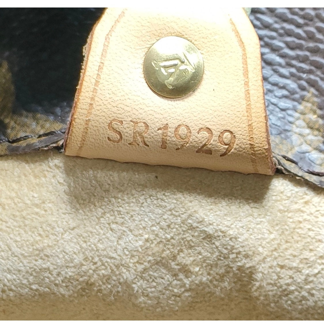 Louis Vuitton LV Shoulder Bag Luco Brown Monogram  EUC