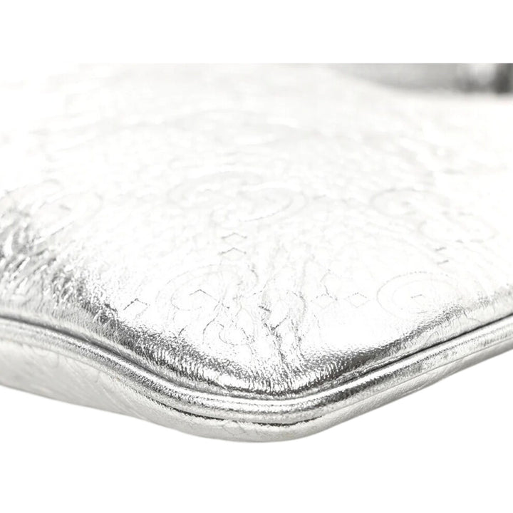 GUCCI Metallic GG Grainy Calfskin Emblem Medium Shoulder Bag Silver NWT