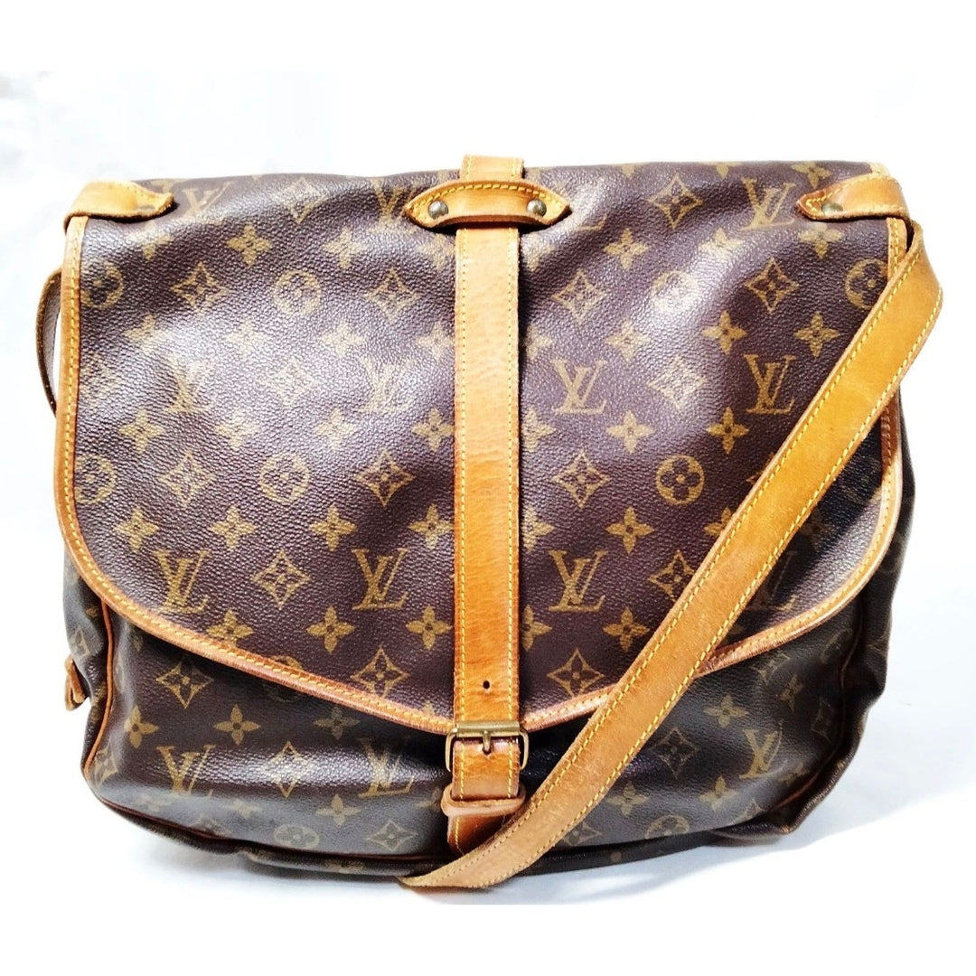 Louis Vuitton LV Crossbody bag Saumur 35 Brown Monogram