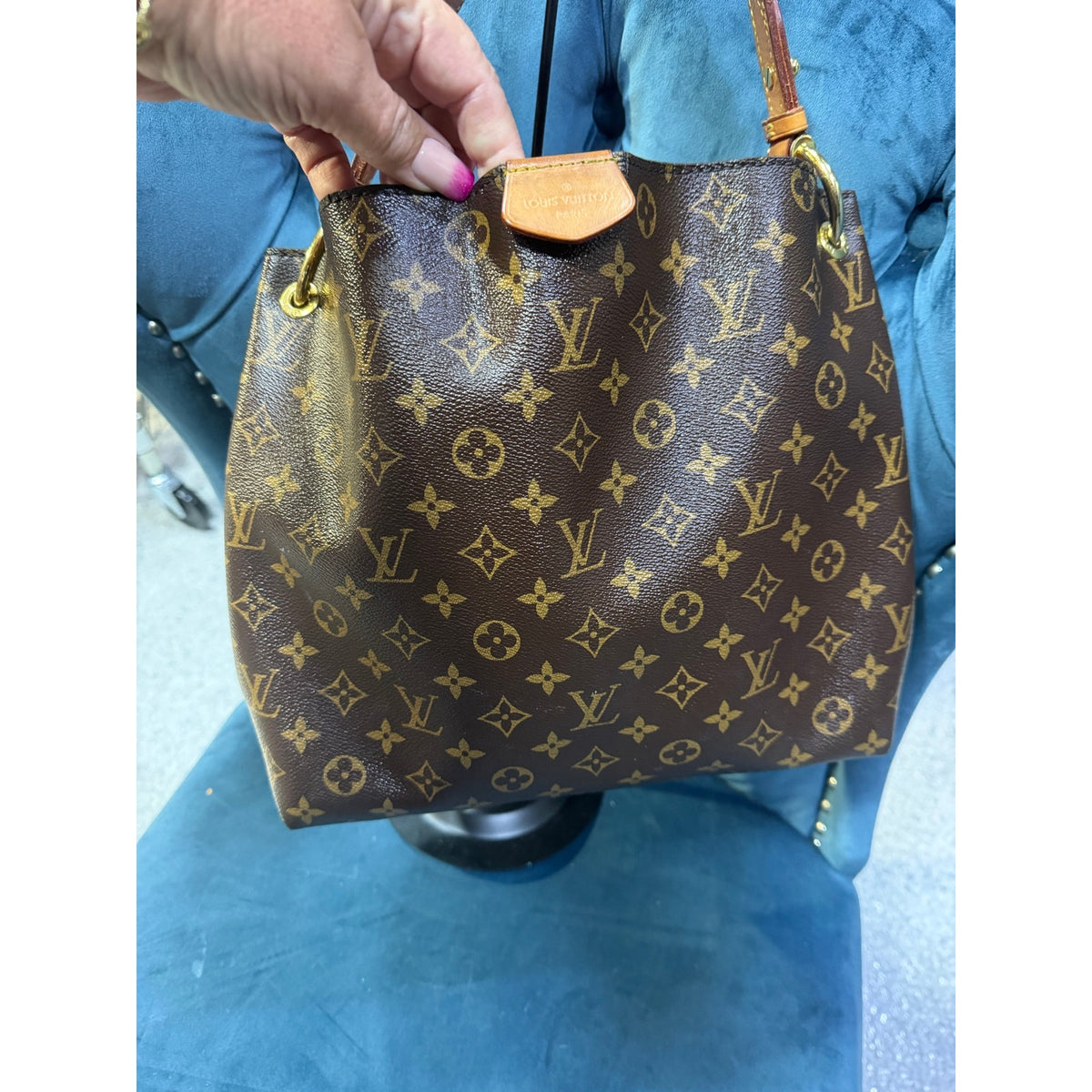 Louis Vuitton Graceful EUC With COA