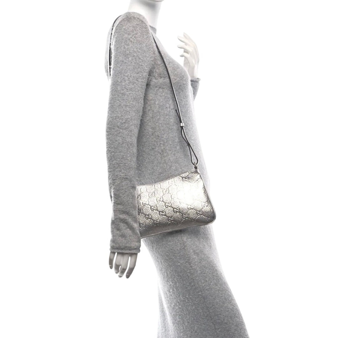 GUCCI Metallic GG Grainy Calfskin Emblem Medium Shoulder Bag Silver NWT