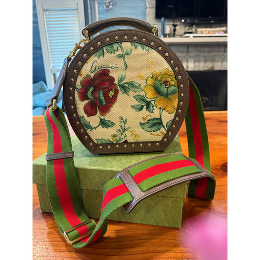 LIMITED EDITION GUCCI VINTAGE FLORAL HAT CASE / CROSSBODY NWT & COA MSRP $6890