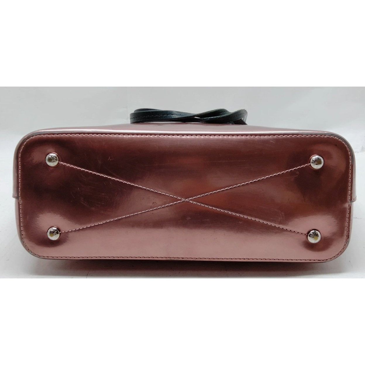 Louis Vuitton  Vernis Long Beach PM Rose Cuivre