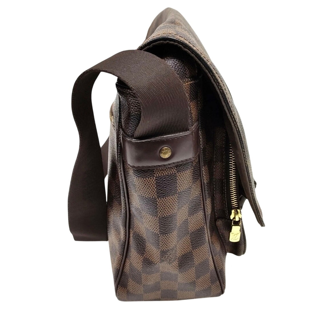 LOUIS VUITTON
Damier Ebene Melville Messenger Bag