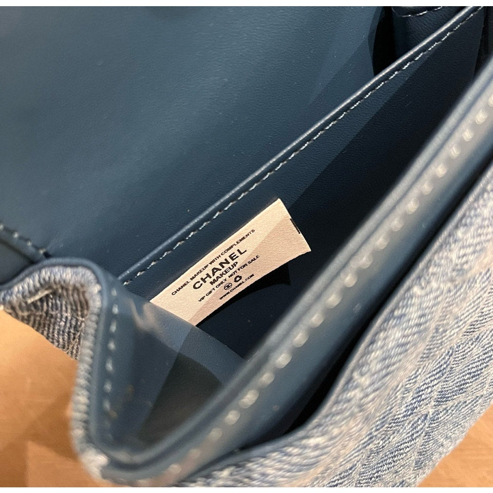 Chanel Beaute NEW Makeup Denim Quilted Gold Hardware 10.25 x 6.29 x 2.33