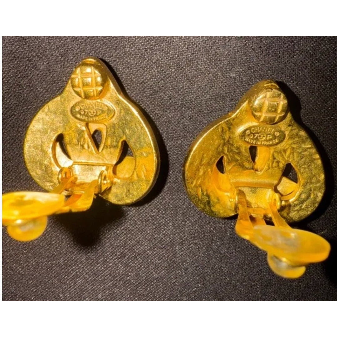 CHANEL CC Logo Heart Motif Earrings Vintage 1997 24K Gold Plated EUC