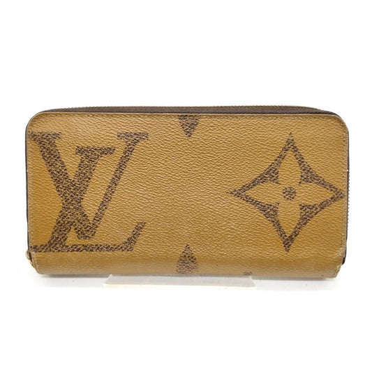Louis Vuitton 2019 LV Monogram Zippy Wallet EUC
