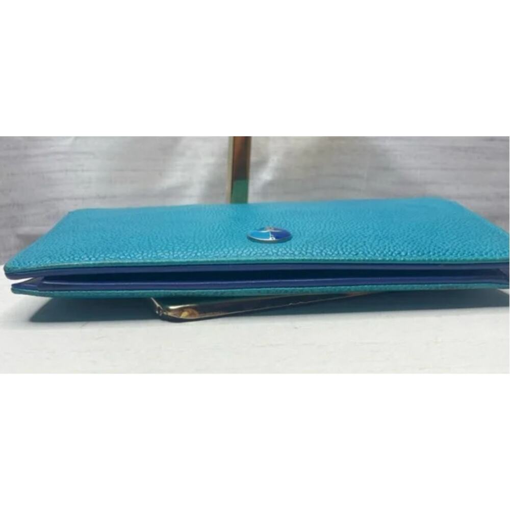 CHANEL *ULTRA RARE* Bi-color Caviar CC long wallet turquoise/emerald blue