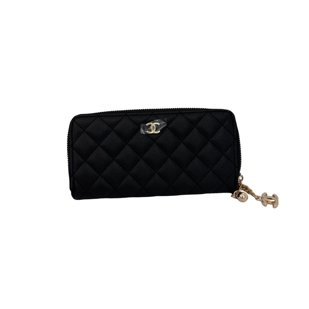 Chanel Beauty Long Card Holder