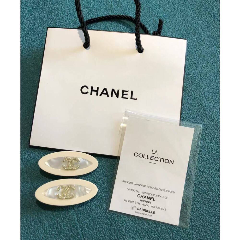 Chanel Hairpin LA Collection Cream W/ Rhinestones CC