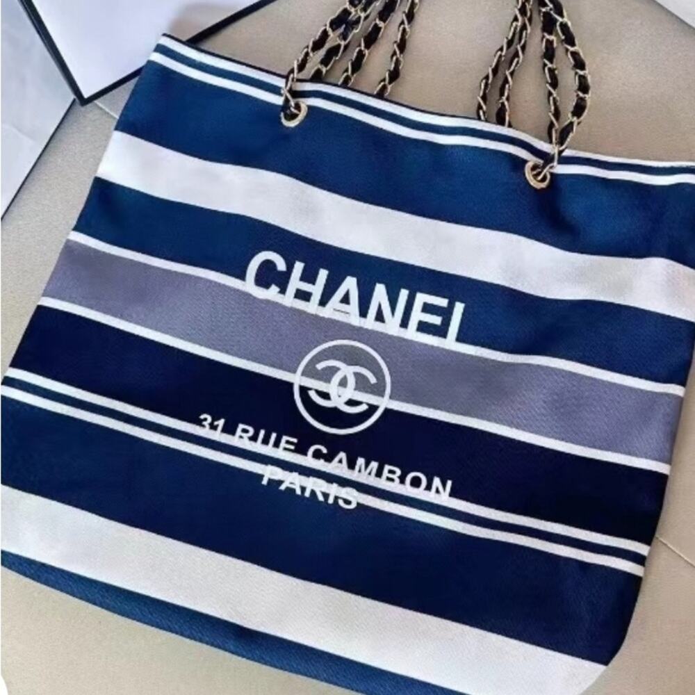 Chanel Beauty GWP Blue and White Tote