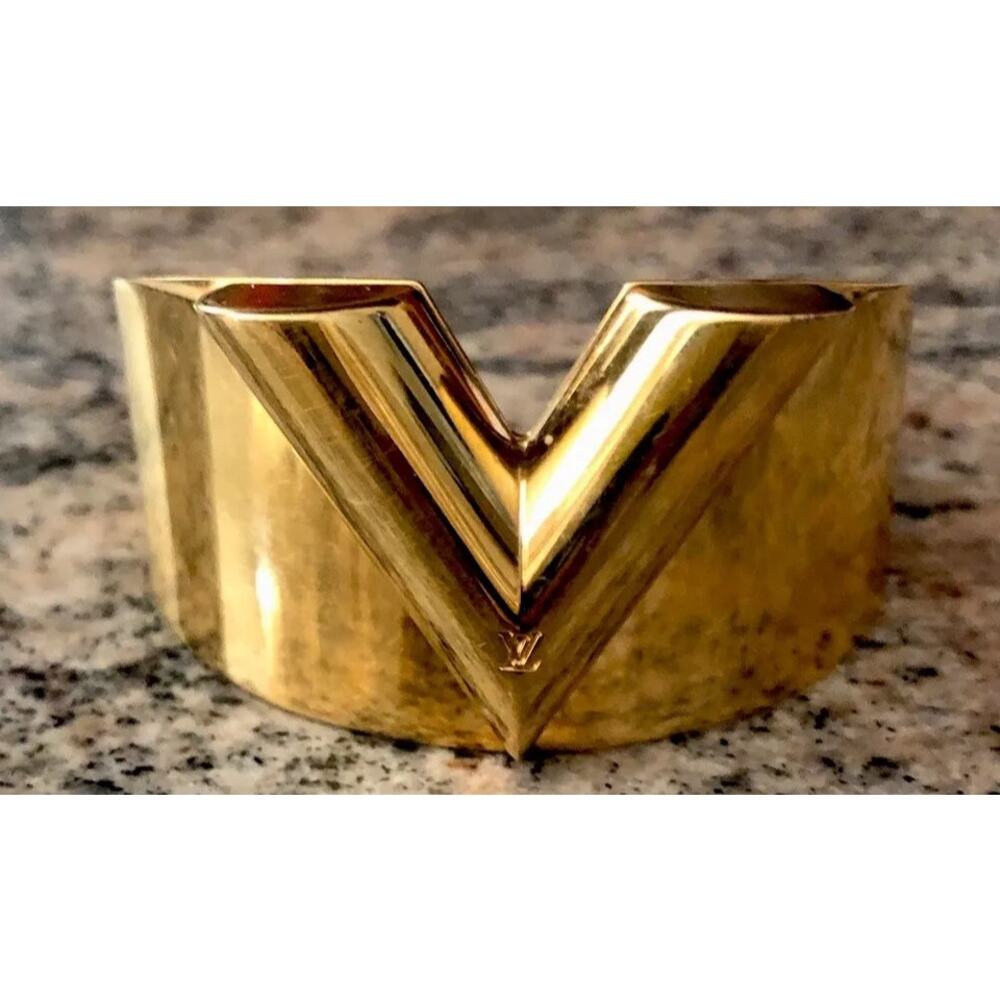 Louis Vuitton Essential V Cuff Bracelet