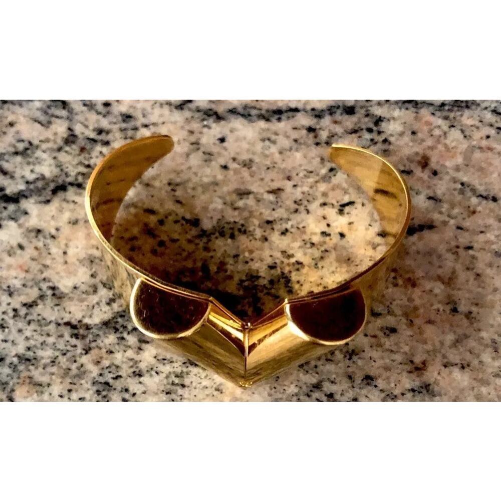 Louis Vuitton Essential V Cuff Bracelet