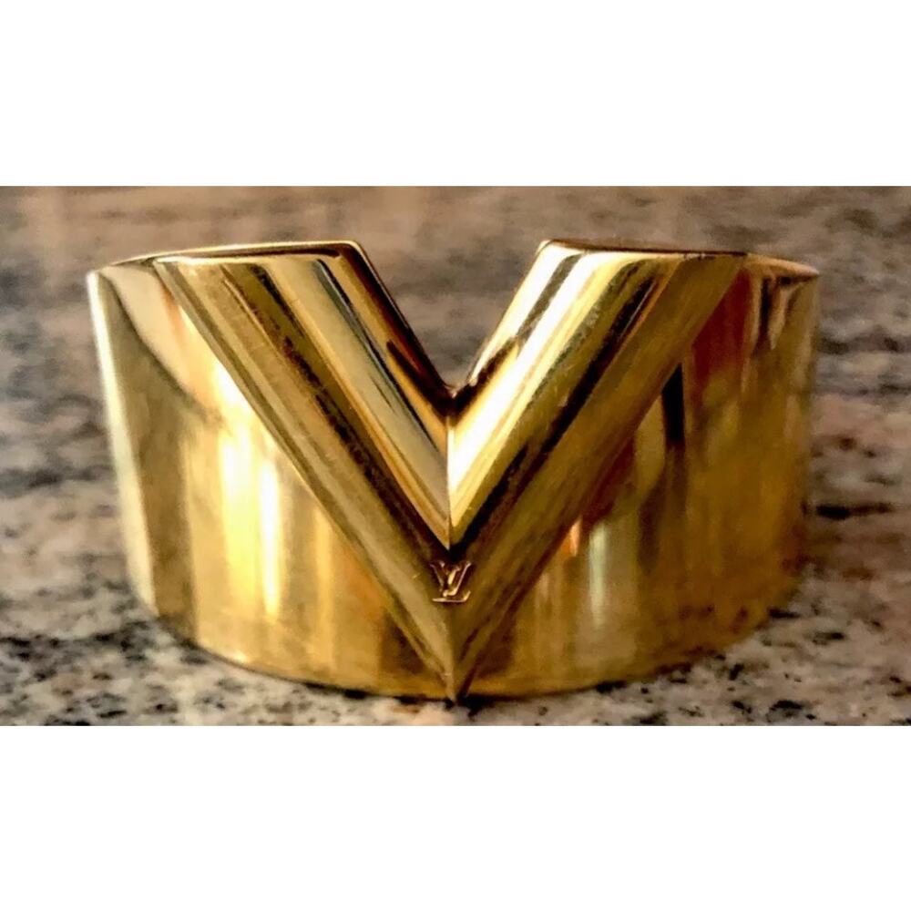 Louis Vuitton Essential V Cuff Bracelet