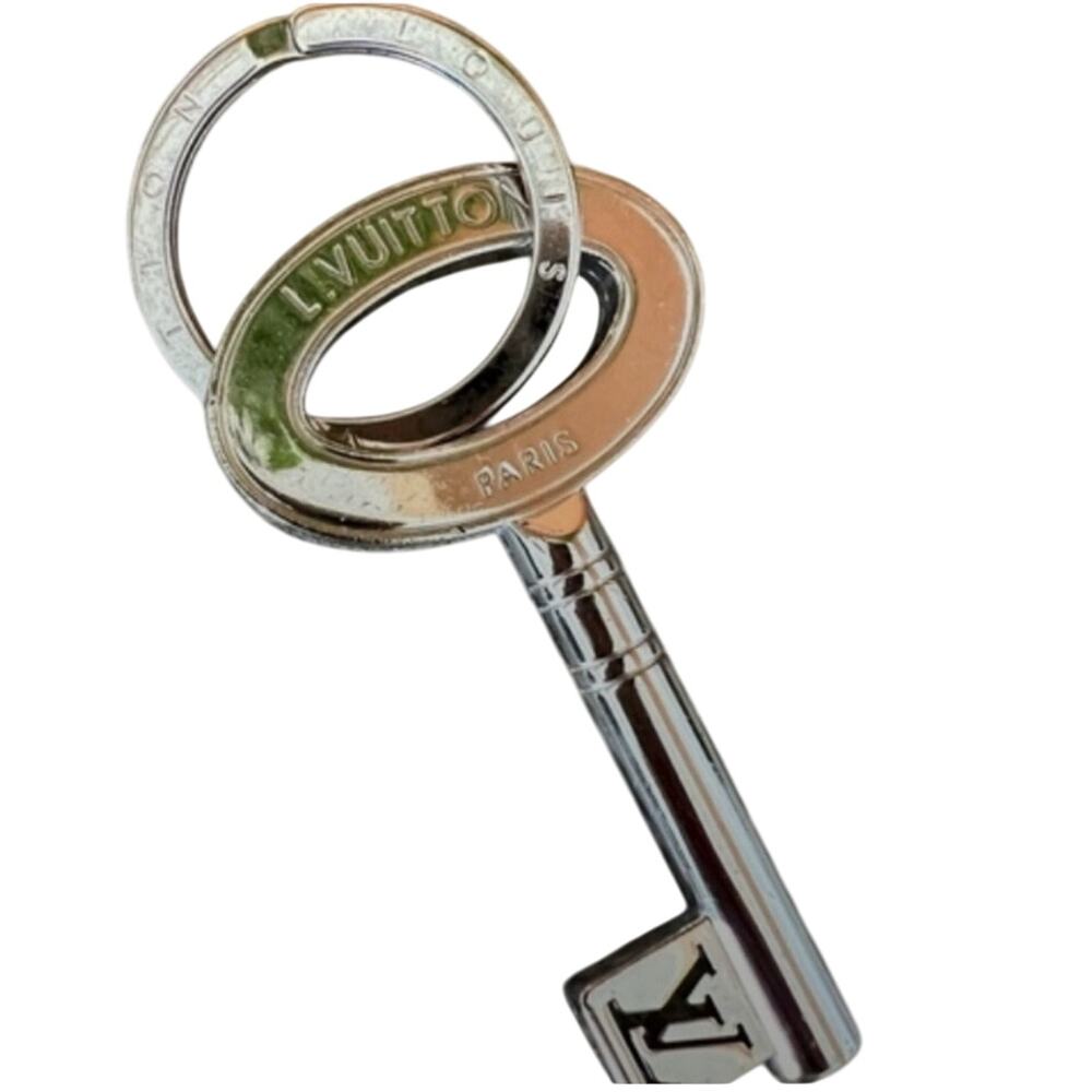 Louis Vuitton Palladium Finish Travel Key Ring