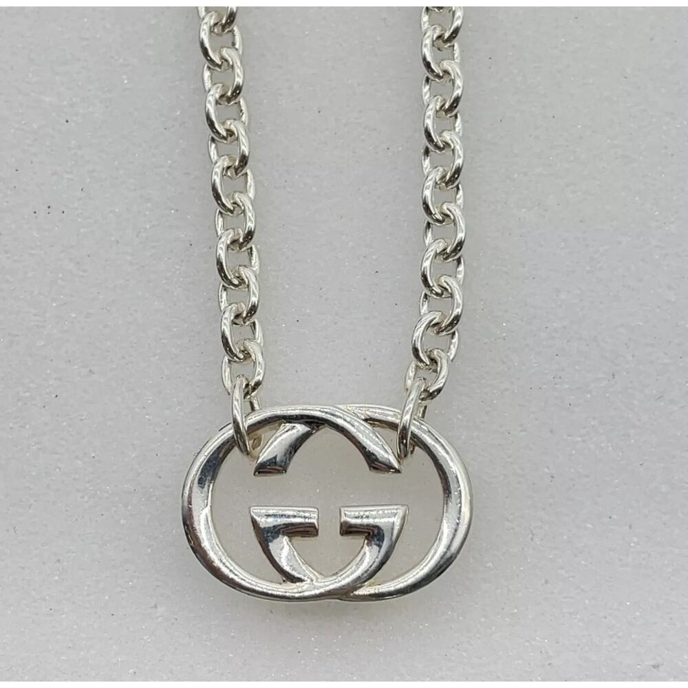 Gucci Interlocking Double G 925 Engraved Pendant Necklace