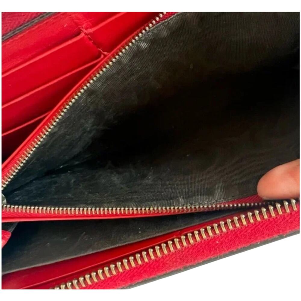GUCCI Queen Margaret Bee-embellished Leather Zip Around Wallet