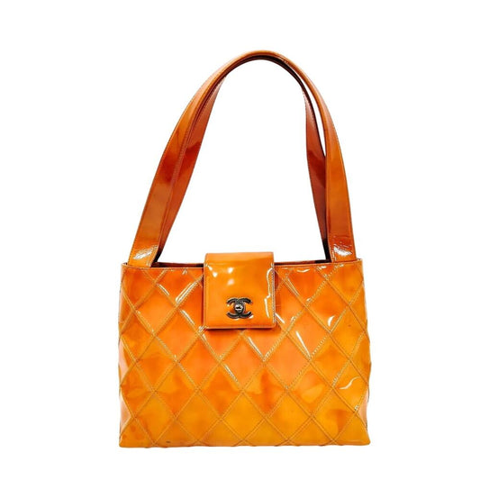 CHANEL Quilted Matelasse Shoulder Bag Patent leather Yellow CC - PRISTINE