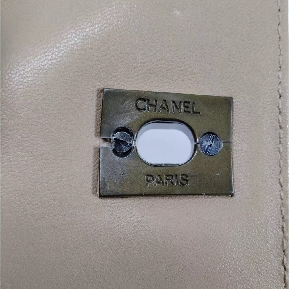 CHANEL Quilted Matelasse Shoulder Bag Patent leather Yellow CC - PRISTINE