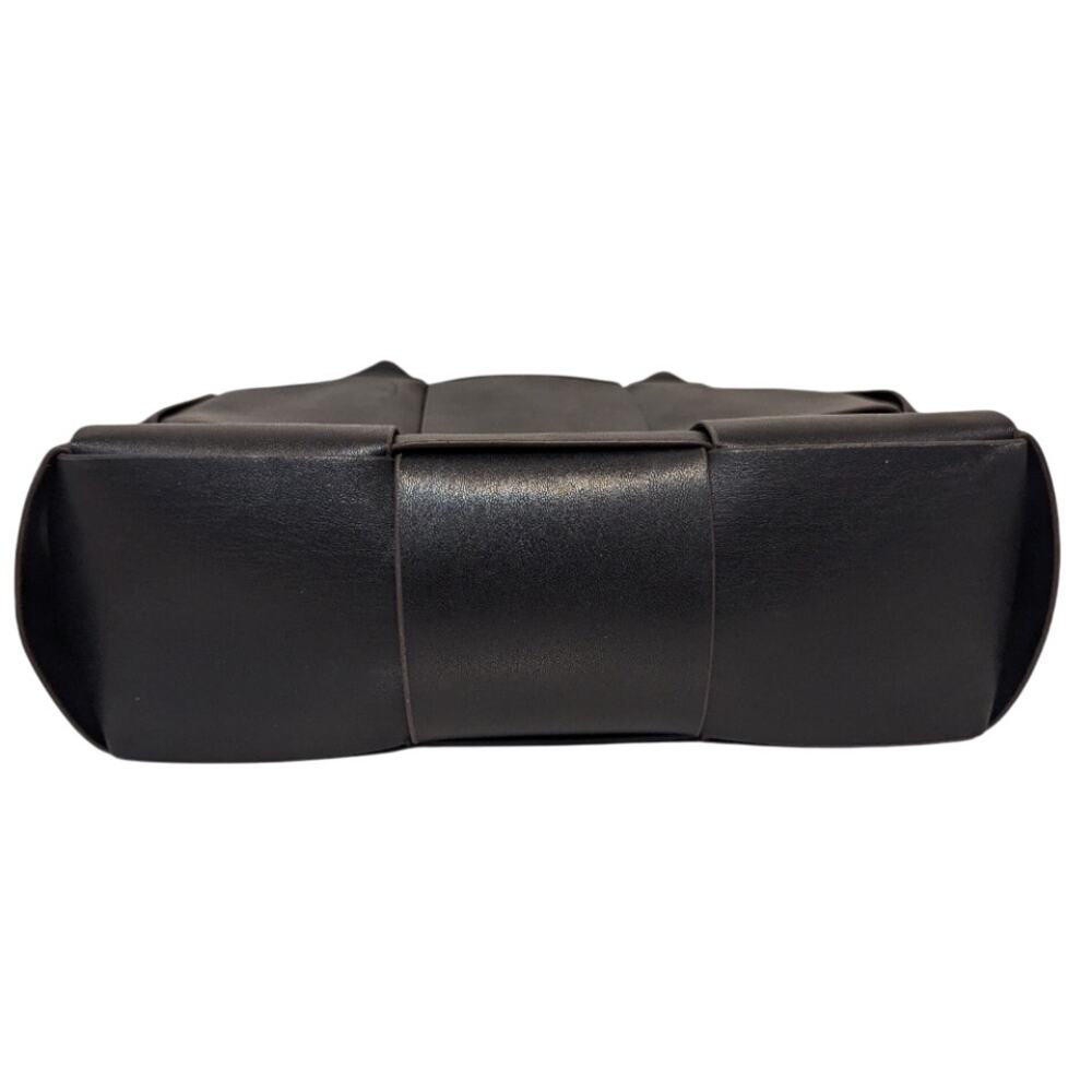 Elegant Woven Leather Black Handbag Worthington
